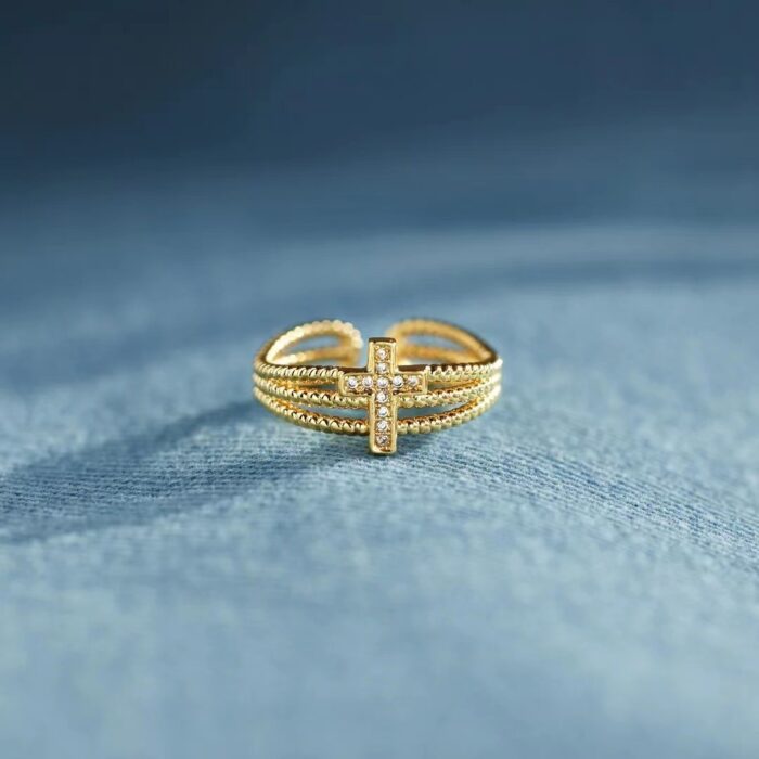 Bague « Croix Majesté »