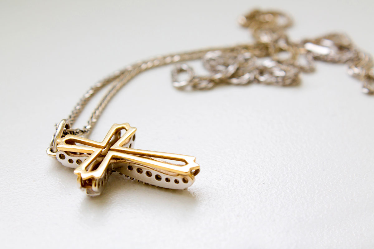 Bijoux de protection : croyances et usage aujourd’hui