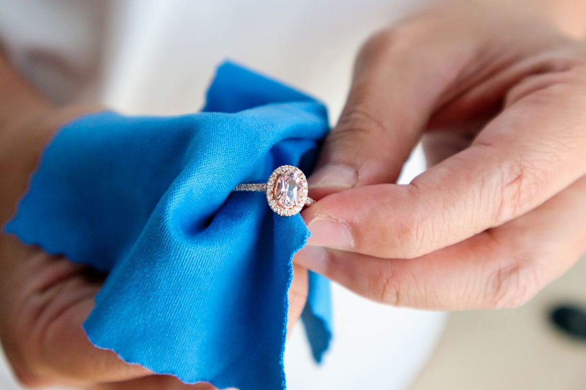 Comment entretenir et nettoyer ses bijoux fantaisie