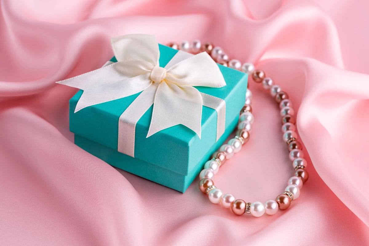 Quel bijou offrir pour un anniversaire ?